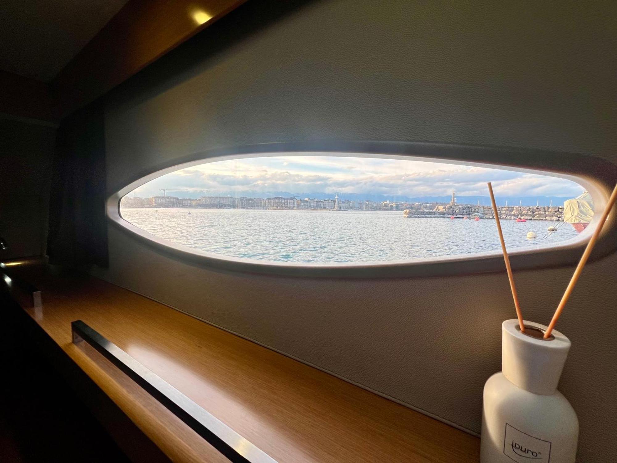 Floatinn Boat-Bnb Geneva Bagian luar foto