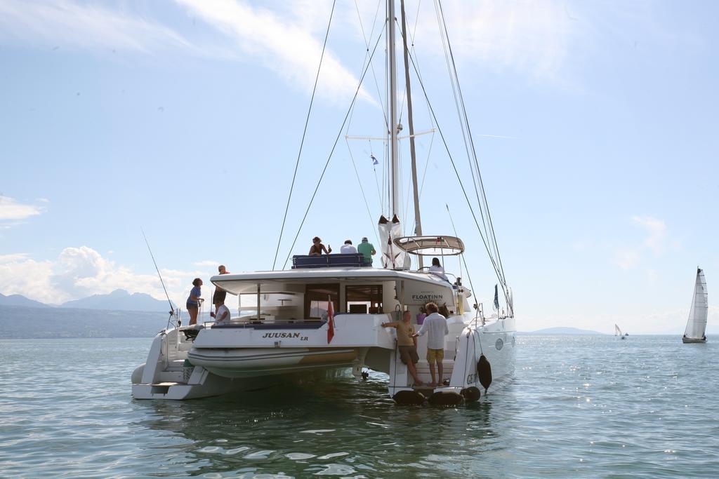 Floatinn Boat-Bnb Geneva Bagian luar foto