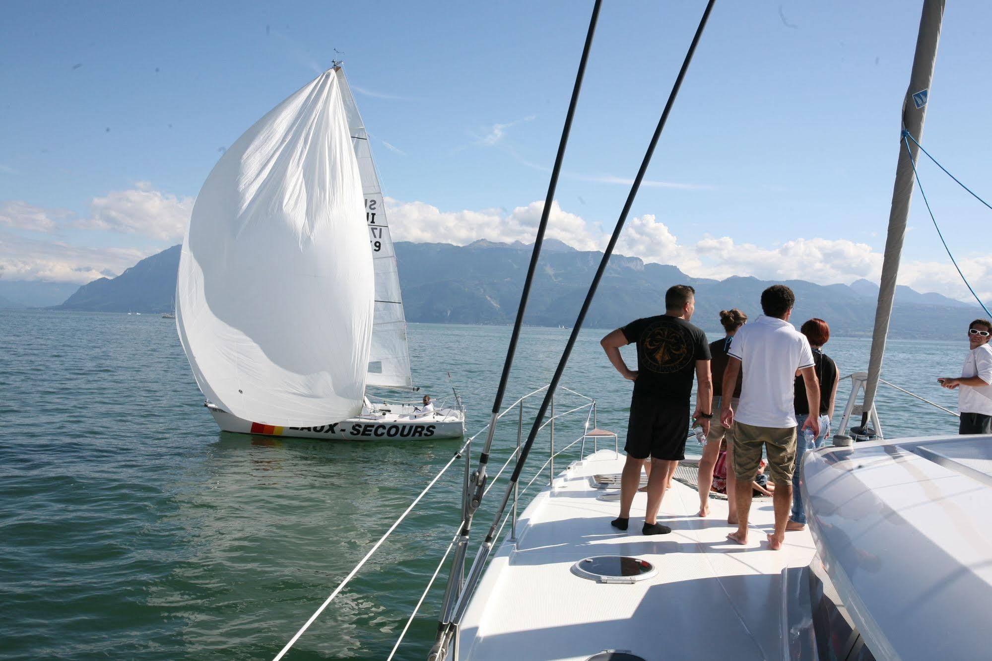 Floatinn Boat-Bnb Geneva Bagian luar foto
