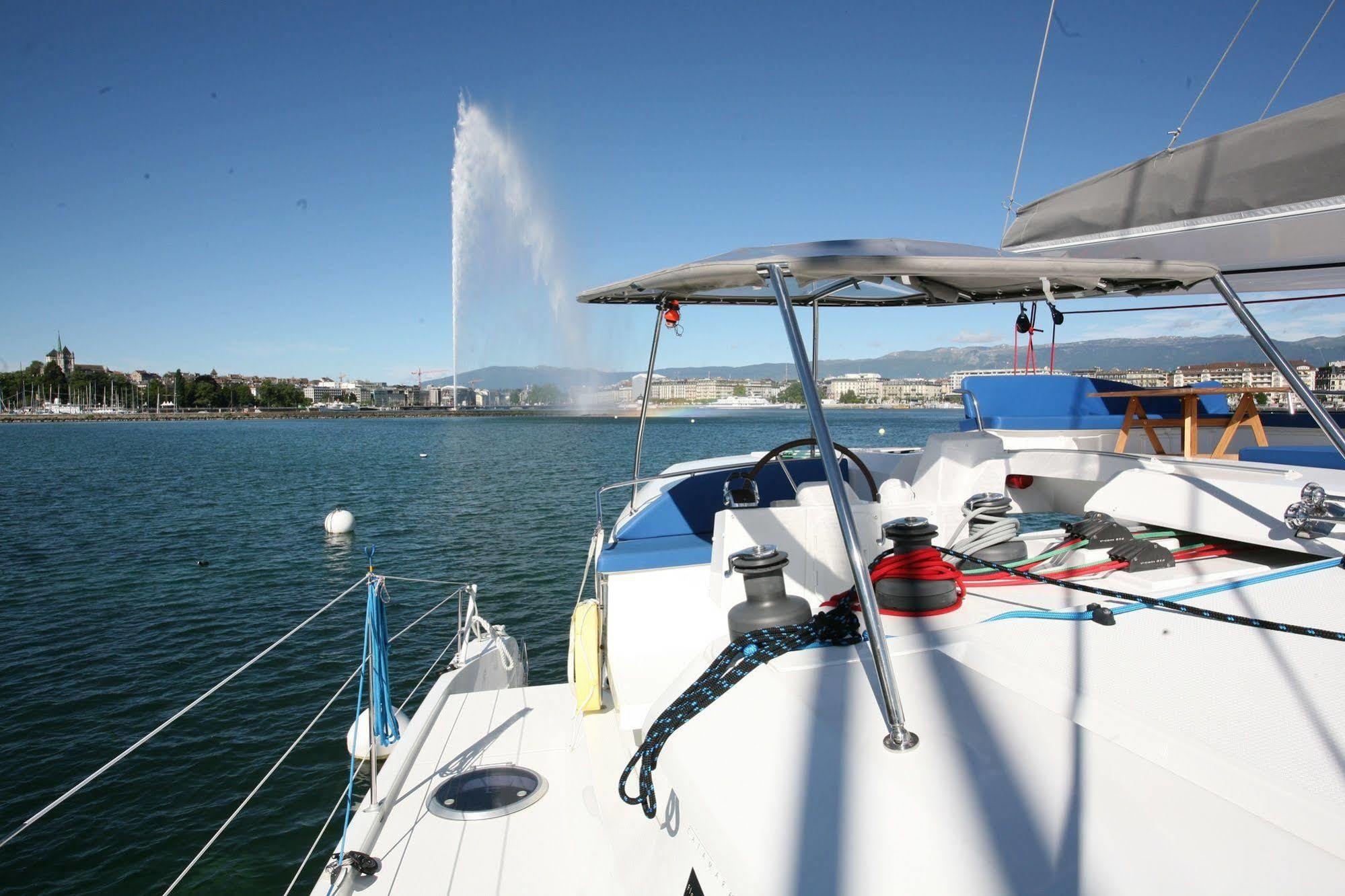 Floatinn Boat-Bnb Geneva Bagian luar foto